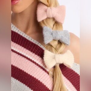 Knit Bow Hair Clips set